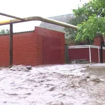 250 домовладений и более 600 дворов остаются подтопленными на Кубани