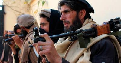 Афганские чиновники были арестованы несмотря на обещания талибов*