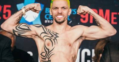 "Я ваш фанат!" Украинский боксер сделал себе тату с лицом Зеленского (ФОТО)
