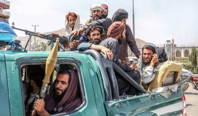 Талибы задержали несколько афганских чиновников