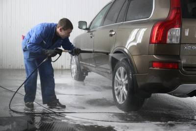 Эксперт рассказал, как часто нужно мыть машину