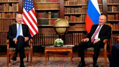СМИ в США узнали о возражениях Путина Байдену по размещению войск у Афганистана