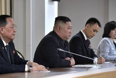 Жителям КНДР запретили обсуждать здоровье похудевшего Ким Чен Ына