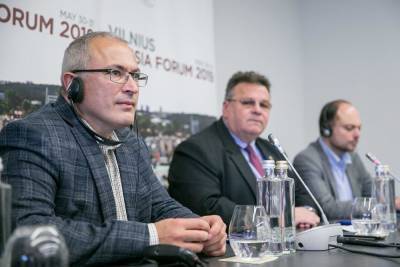 М. Ходорковский в Литве призывает не называть выборы в Госдуму выборами