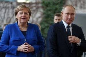 Прощальный визит: Меркель прибыла на встречу с Путиным. Прямая трансляция