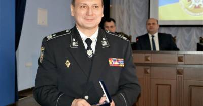 Второй за день: глава полиции Буковины тоже подал в отставку