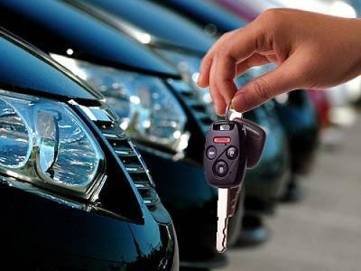 Количество договоров купли-продажи автомобилей в Узбекистане значительно снизилось
