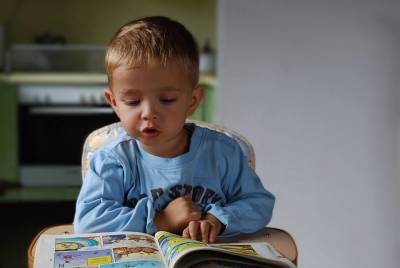 Почему ребенок не хочет читать: 5 возможных причин