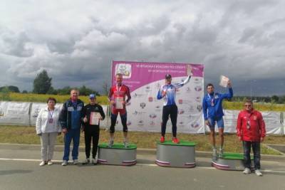 Великолукский велогонщик завоевал золотую медаль на чемпионате России