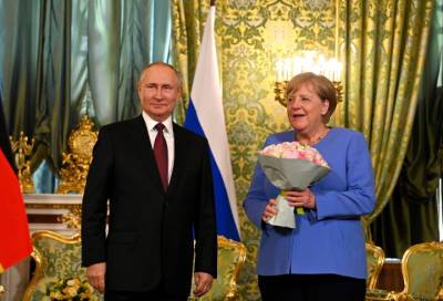 Не последний проект: Ангела Меркель и Владимир Путин намекнули на будущее после Северного потока -2