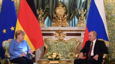 Путин и Меркель обсудили Навального и Украину. Пресс-конференция