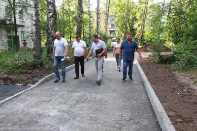 В Рязани комиссия проверила благоустройство домов на улице Великанова