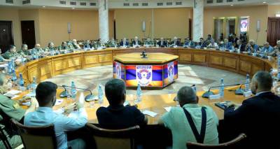 В Минобороны Армении состоялась встреча с представителями предприятий ВПК