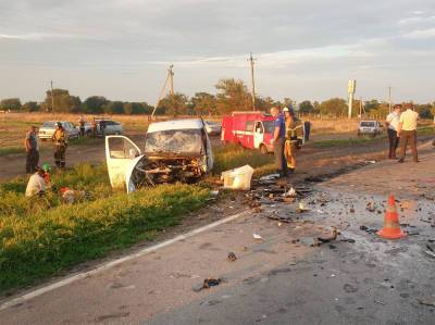 Более 10 пострадавших: ДТП с микроавтобусом в Ростовской области