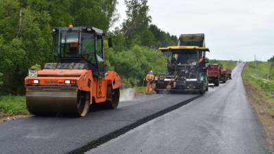 На шести трассах Ленобласти 21 августа проведут дорожный ремонт