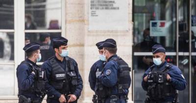 Два человека пострадали при стрельбе около ТЦ в Марселе