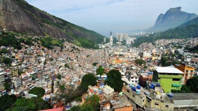 Около 500 карнавальных шествий пройдет в Рио-де-Жанейро в течении 40 дней