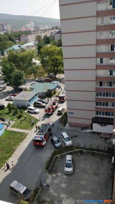 В Южно-Сахалинске из-за возгорания эвакуируют двенадцатиэтажку на проспекте Мира