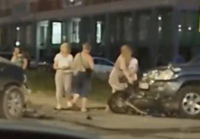 Появилось видео с места ДТП с мотоциклистом на улице Большой в Рязани
