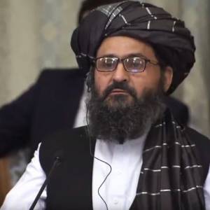 Лидер «Талибана» прибыл в Кабул на переговоры о создании правительства