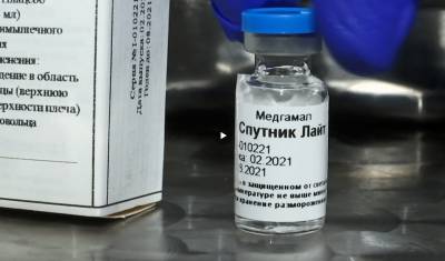 Минздрав одобрил вакцинацию пожилых «Спутником Лайт»