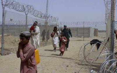 Греция опасается мигрантов из Афганистана: установила 40-километровый забор на турецкой границе