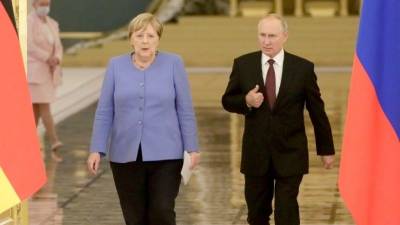 Международная реакция на «прощальную» встречу Путина и Меркель