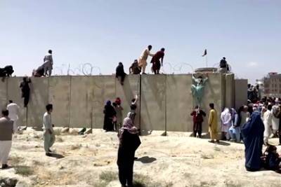 Талибы освободили из тюрем 340 заключенных