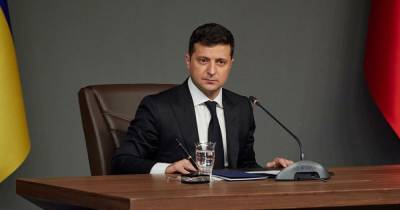 Зеленский своим указом ввел в действие санкции СНБО против Шария и Гужвы