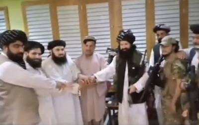 Брат президента Афганистана присягнул "Талибану"