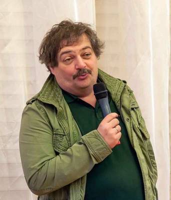Жители Донбасса раскритиковали публициста Быкова за рецензию на фильм «Солнцепек»