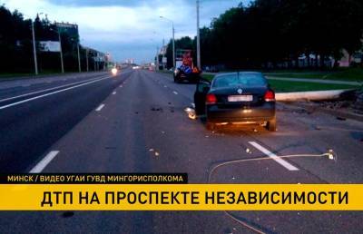28-летний водитель врезался в световую мачту в Минске