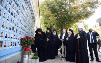 Патриарх Варфоломей почтил память защитников Украины