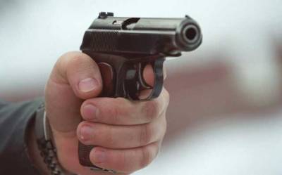 В Харькове мужчина устроил стрельбу у ресторана и исчез