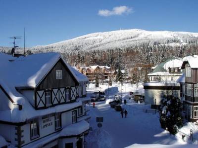 В горах Чехии объявлен третий уровень лавинной опасности