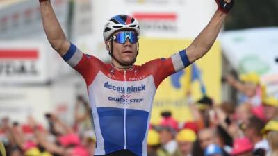 Нидерландский велогонщик Якобсен выиграл восьмой этап «Вуэльты»