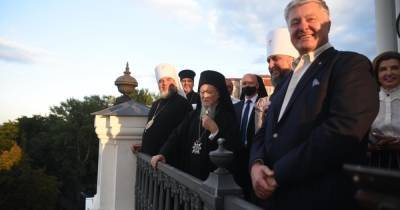 Порошенко подчеркнул важность визита Вселенского патриарха Варфоломея в Украину
