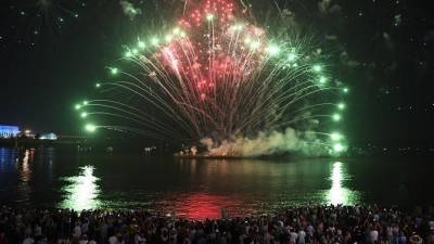 Грандиозное гала-шоу на воде прошло в честь 800-летия Нижнего Новгорода