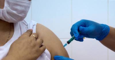 РФ начнет испытания вакцины с белками нескольких штаммов COVID