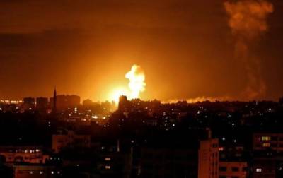 ВВС Израиля обстреляли ракетами сектор Газа