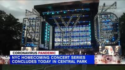 В Нью-Йорке проходит первый крупный концерт с начала пандемии
