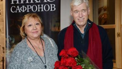 Жена Бориса Щербакова рассказала о состоянии актера после госпитализации