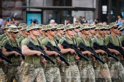 В воскресенье в центре Киева пройдет финальная репетиция военного парада: движение транспорта будет ограничено