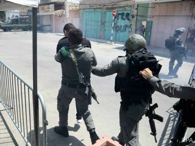 Палестинские мятежники ранили израильского солдата на границе с Сектором Газа. ЦАХАЛ ответил