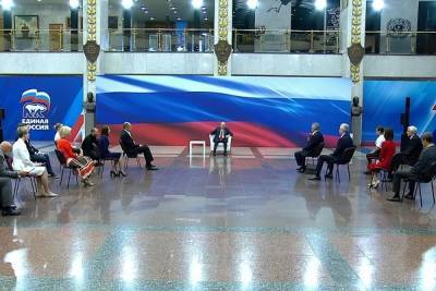 Путин призвал оформить предложения Шойгу по строительству городов в Сибири