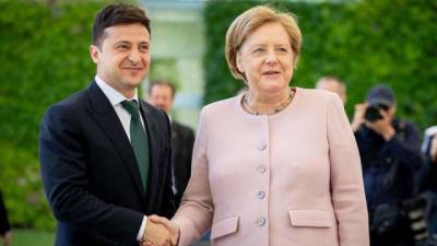 Меркель встретилась с Зеленским