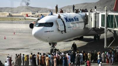 Не менее 20 человек погибли за последнюю неделю в аэропорту Кабула и его окрестностях