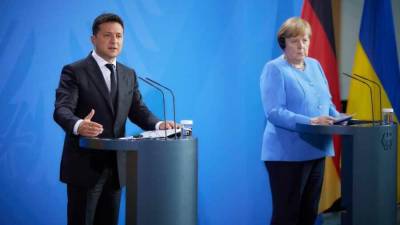 В Киеве прошли переговоры Зеленского и Меркель