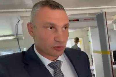 «Опозорили страну»: украинский политик объяснил инцидент с Кличко в аэропорту