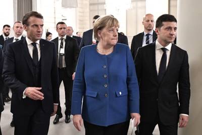 Меркель и Зеленский начали переговоры в Киеве